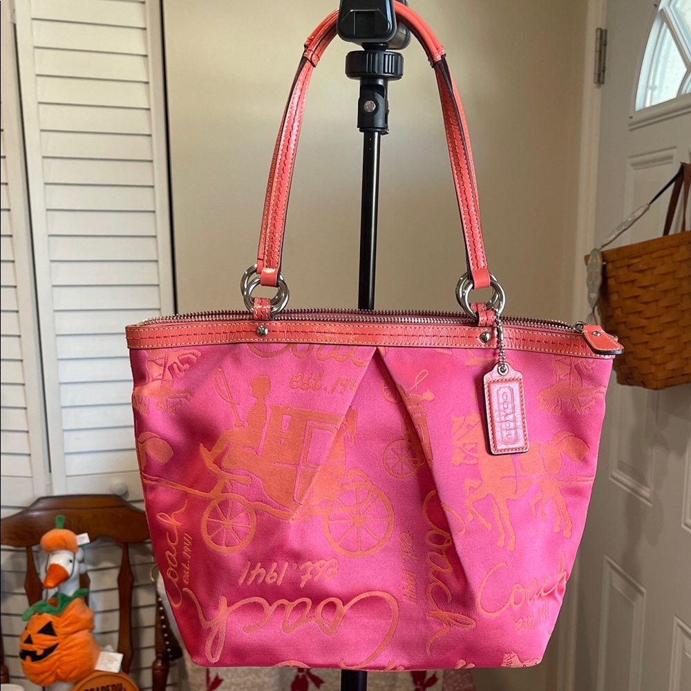 Coach Pink Graphic Tote Bag Coral Horse Carriage